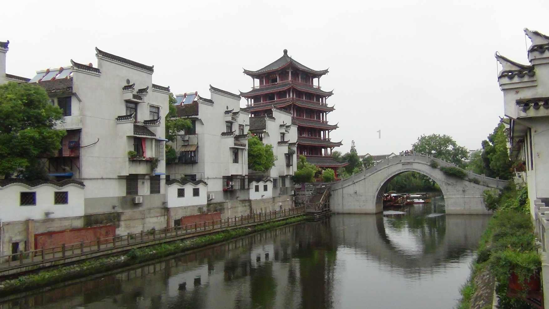 温馨小屋逃离
